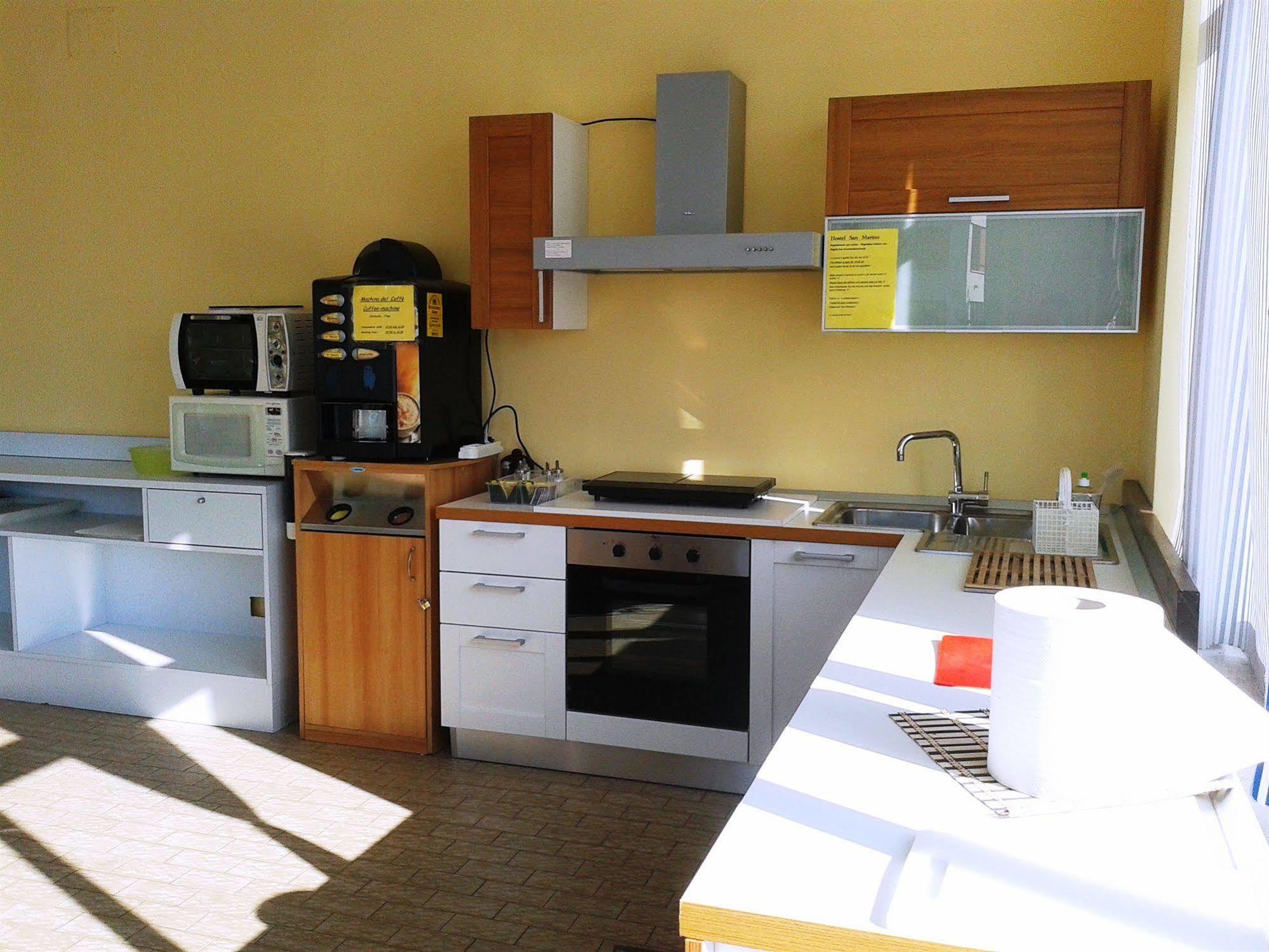 Hostel San Marino Ngoại thất bức ảnh